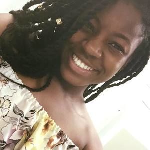 Meet your Posher, Ernesta